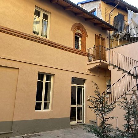 Maschera Di Ferro Appartamento In Centro Storico Pinerolo Ngoại thất bức ảnh